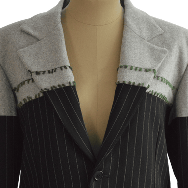 Blazer Negro de rayas y Franja superior Gris Talla M