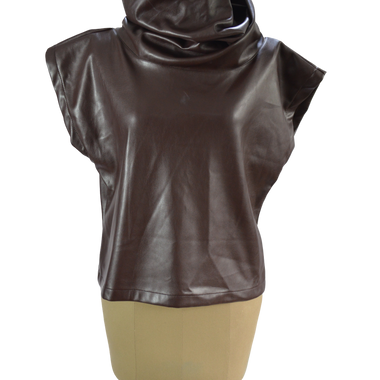 Blusa Cuerina Café Cuello Alto