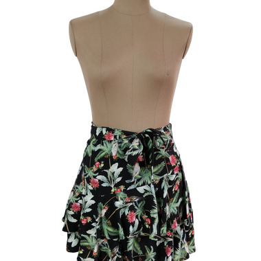 Falda Corta Negra Estampado Floral
