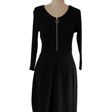 Vestido Negro Cremallera Dorada