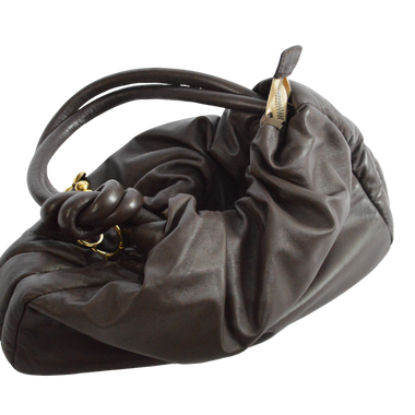 Bolso Grande Cafe Oscuro Recogido Con Llavero de Corazon Dorado