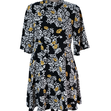 Vestido Corto Negro Flores Blancas Amarillas