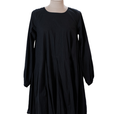 Vestido Corto Negro Mercedes Campuzano