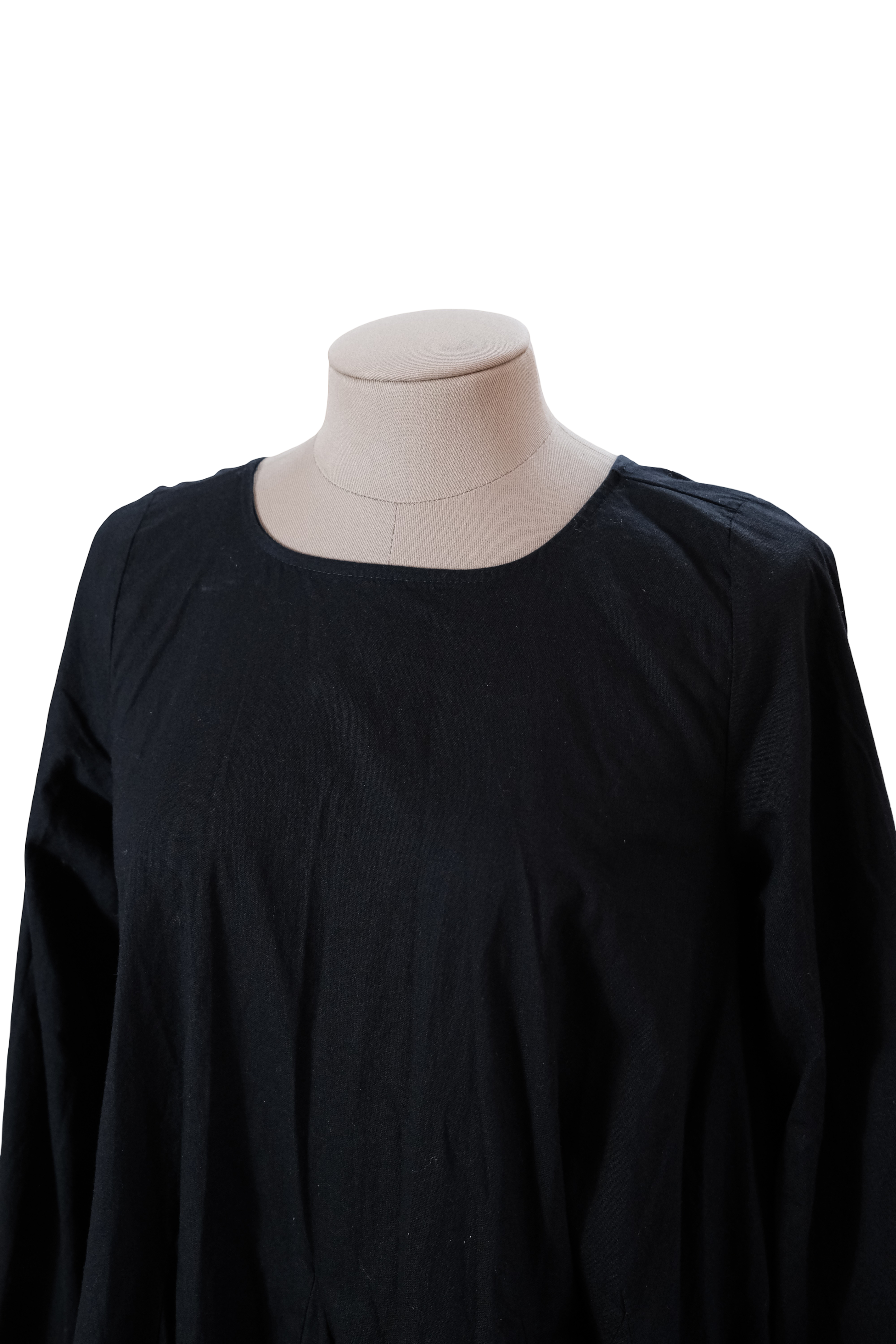 Vestido Corto Negro Mercedes Campuzano