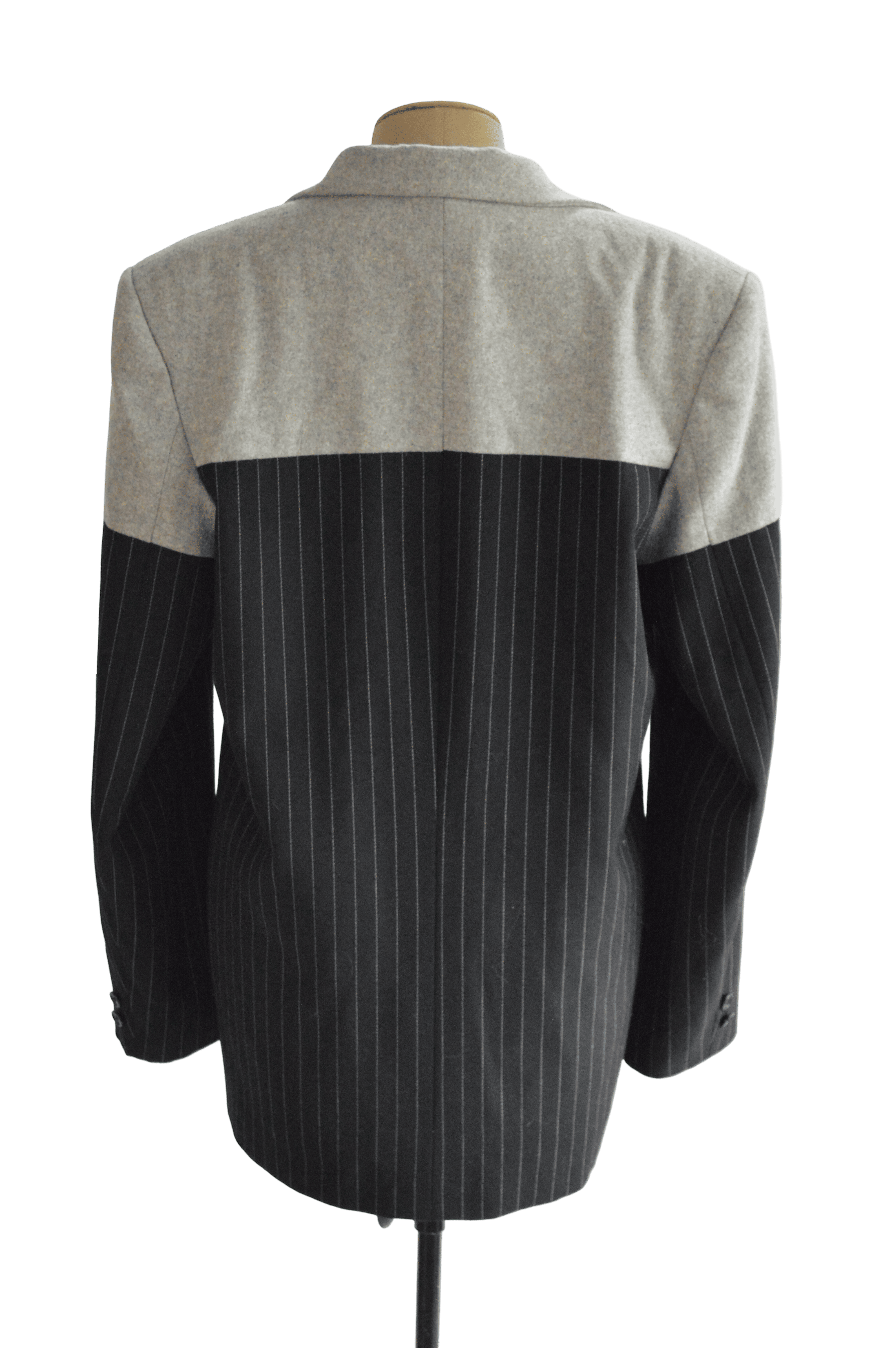 Blazer Negro de rayas y Franja superior Gris Talla M