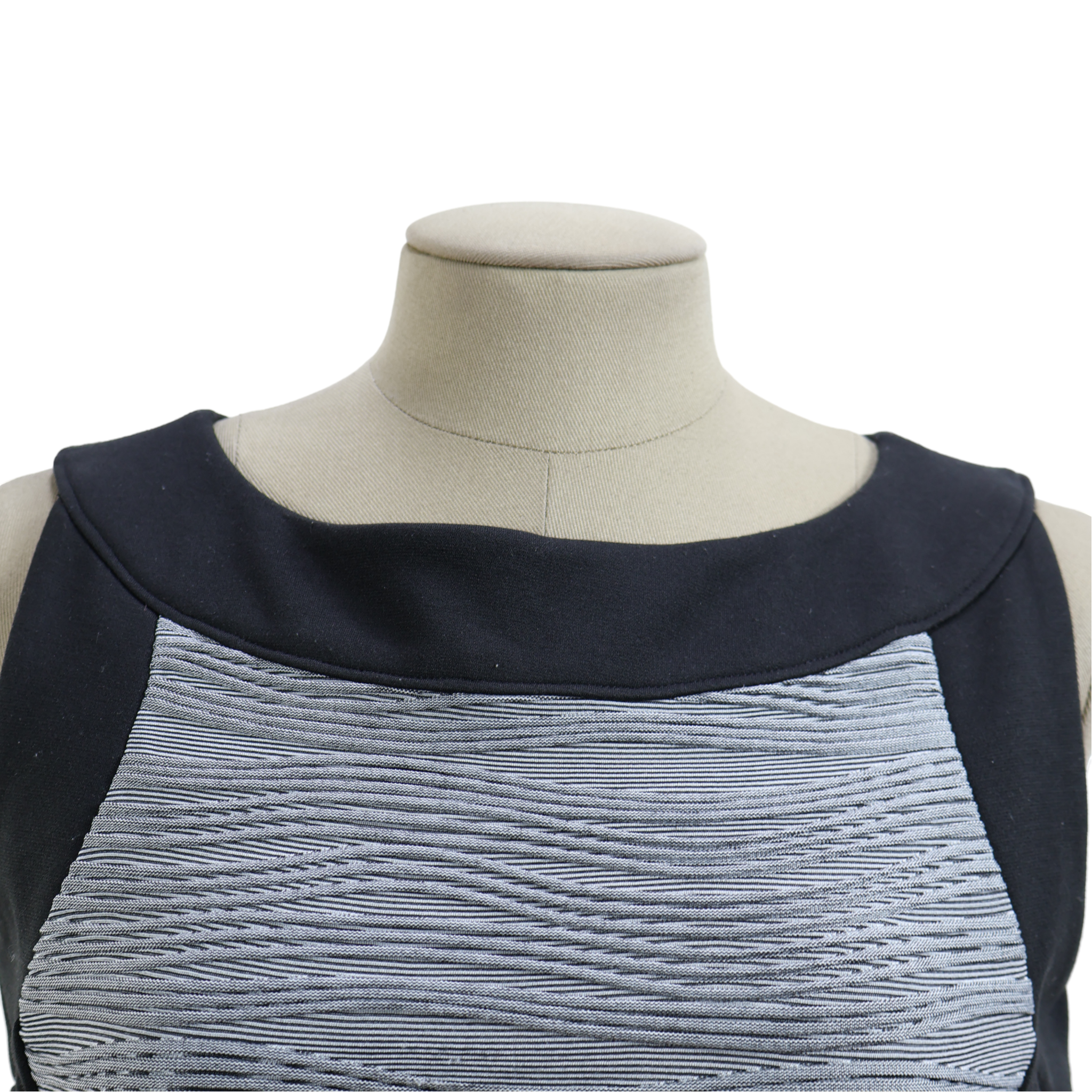 Vestido Ajustado Negro Talla 6