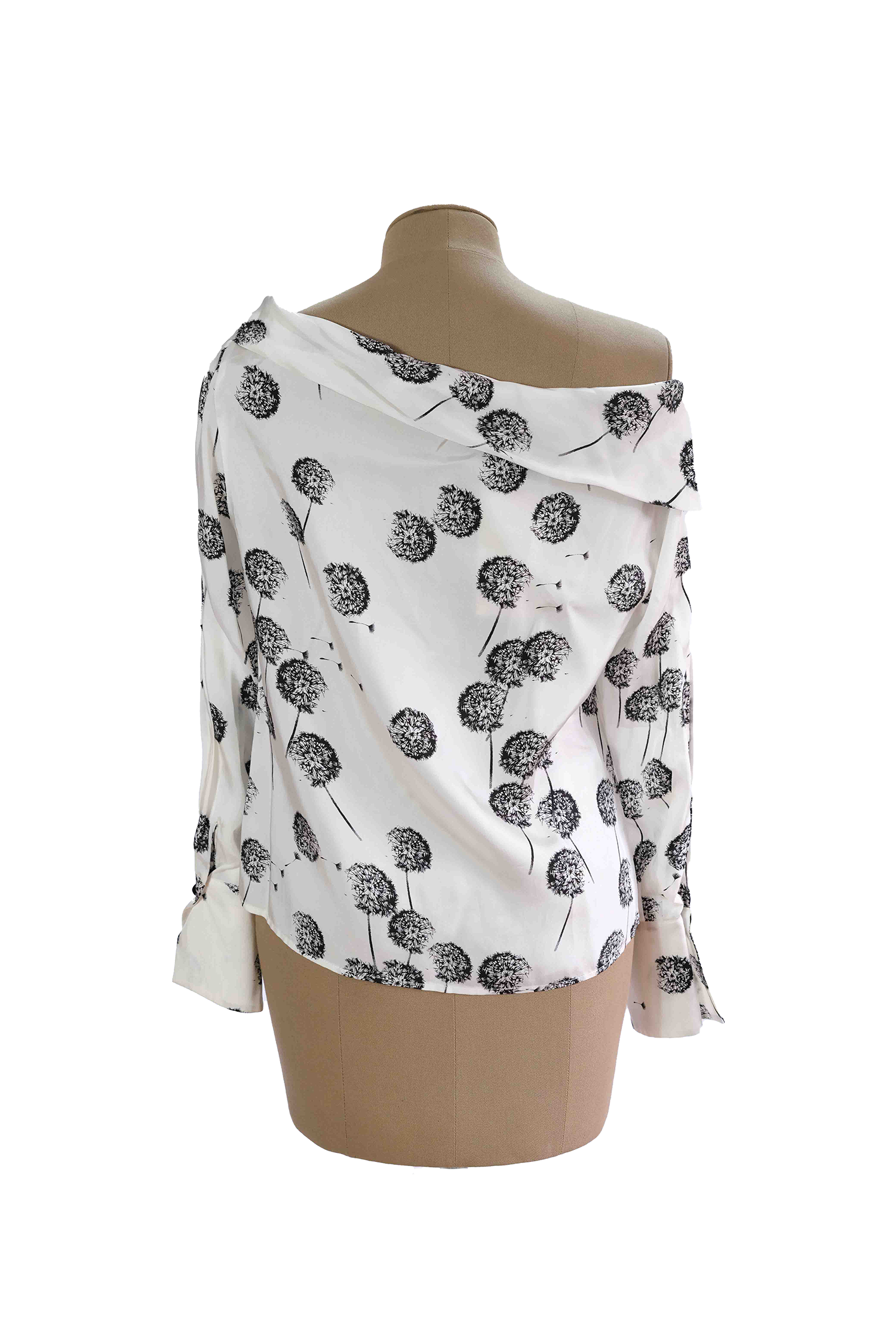 Blusa Escote Bandeja Blanco Negro