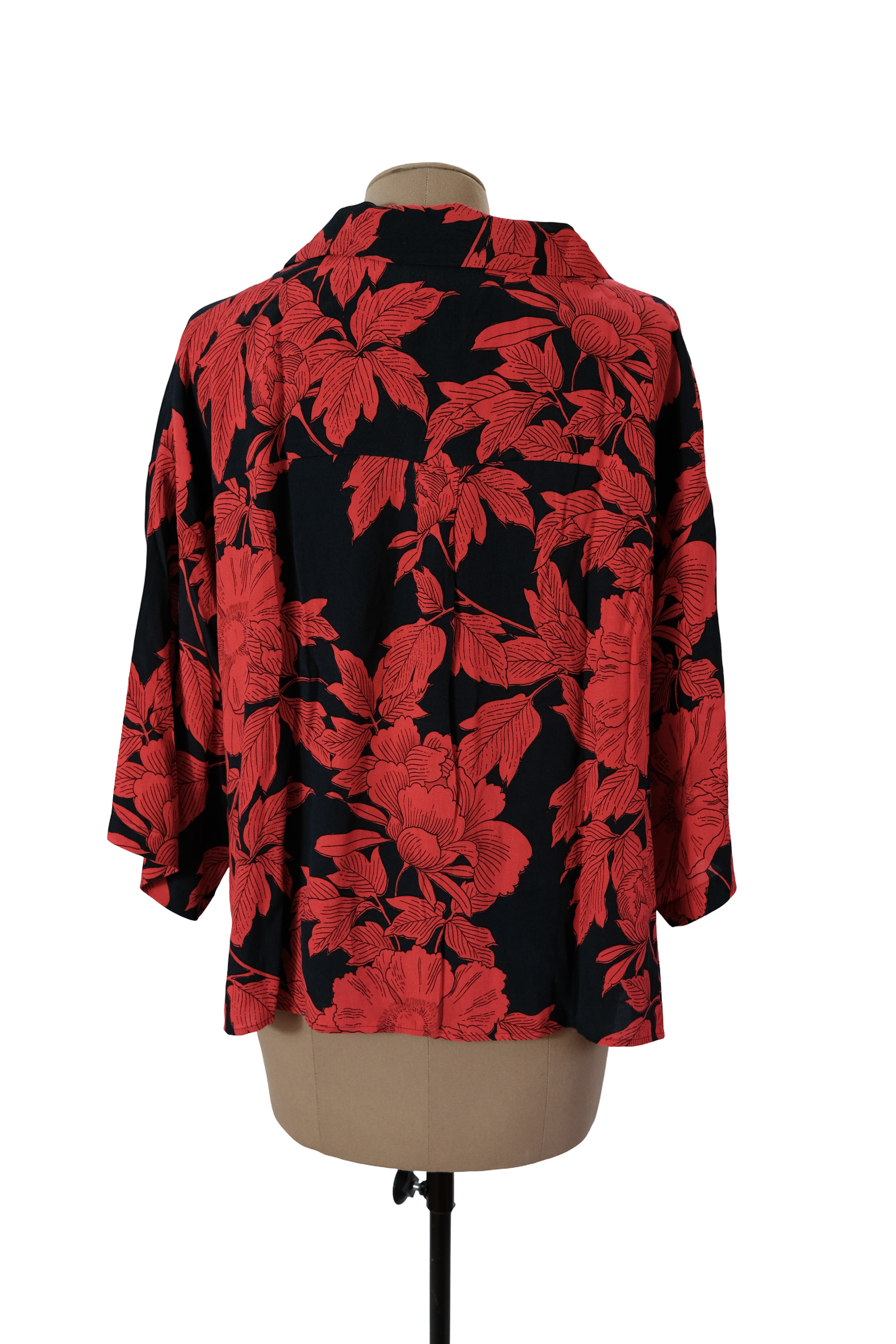 Blusa Negro Rojo Flores