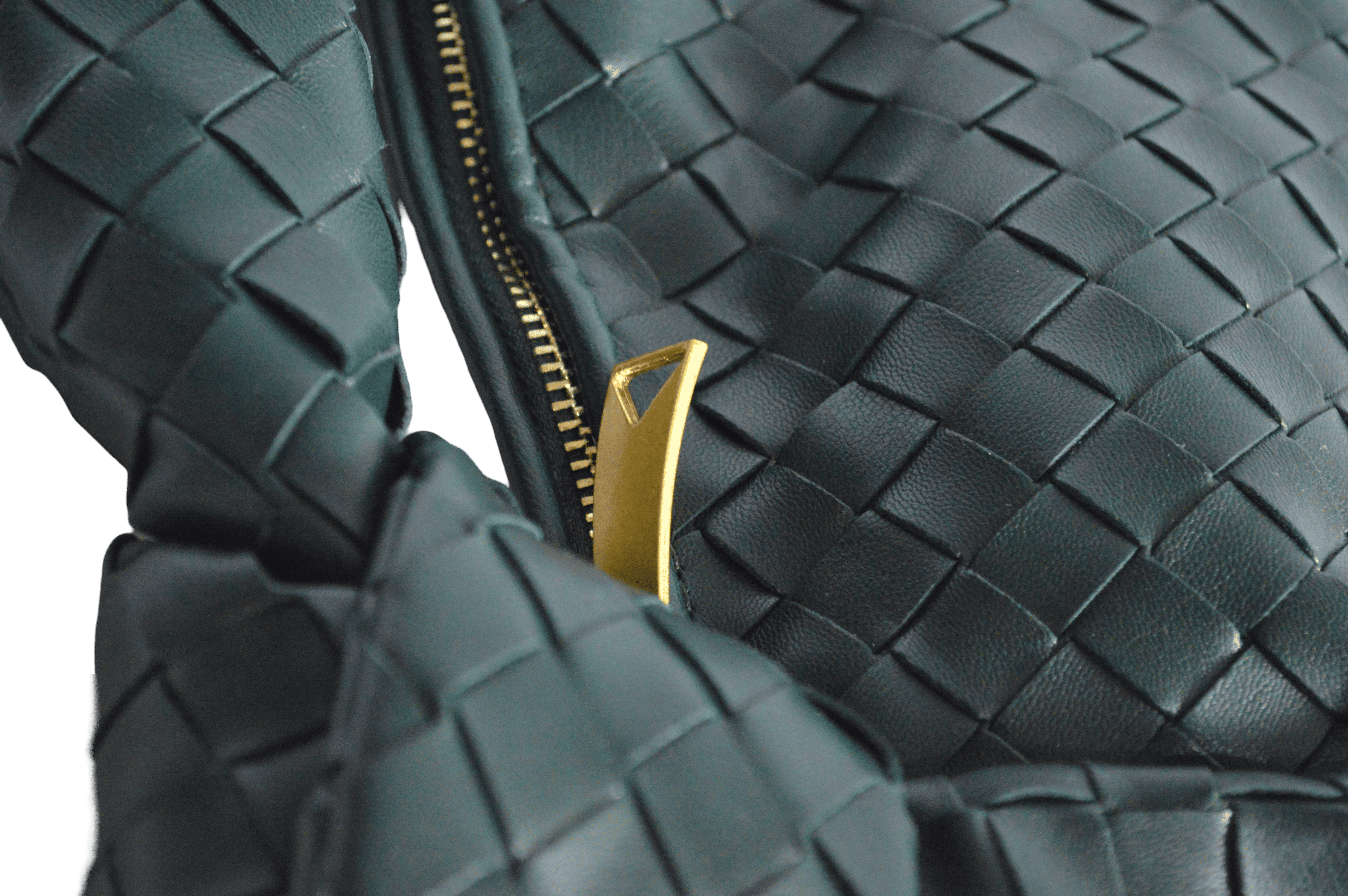 Bolso De Mano Verde Trenzado con Nudo