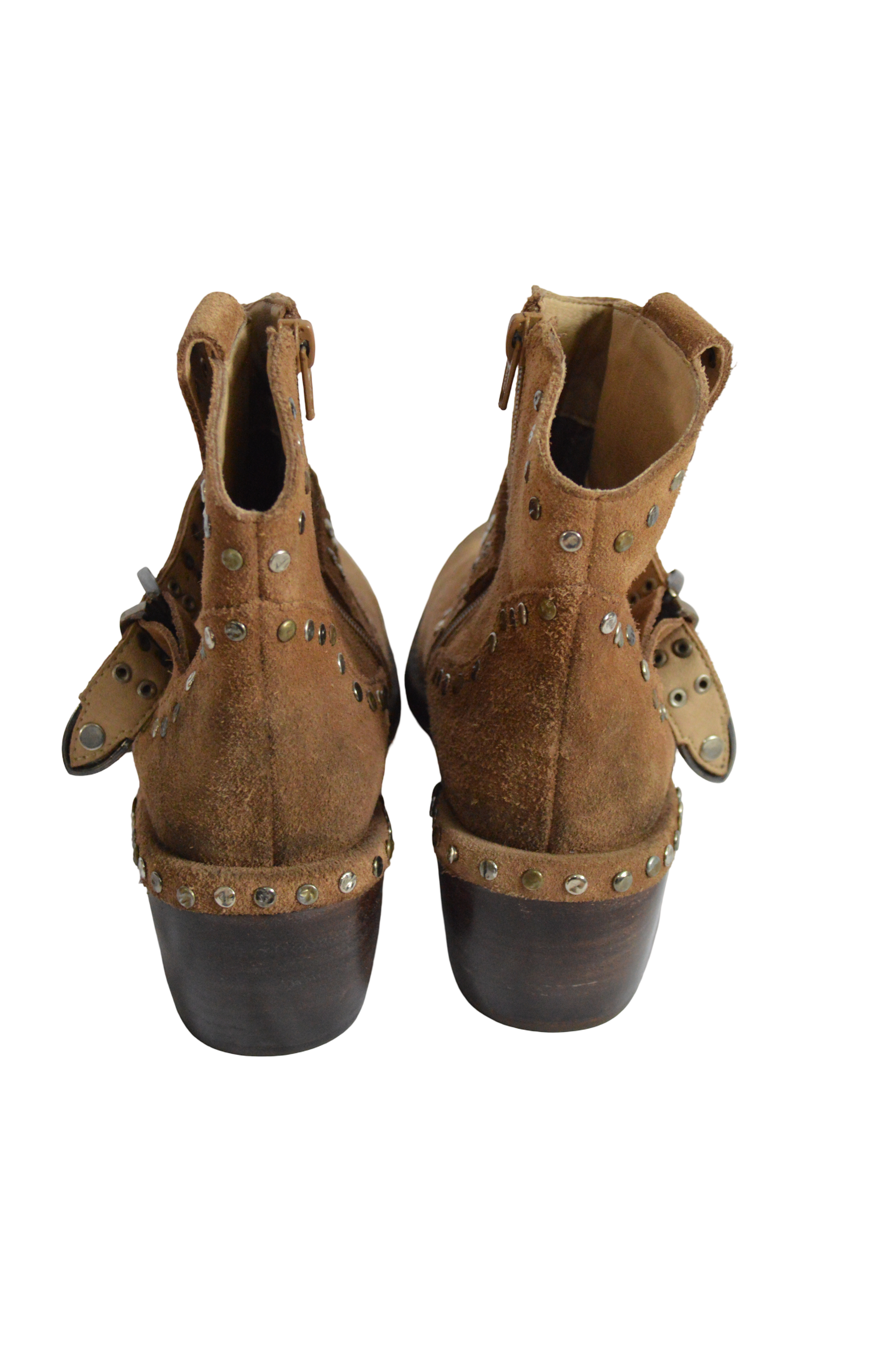 Botas Caña Corta Cafe De Gamuza Con Taches Metalicos Talla 38