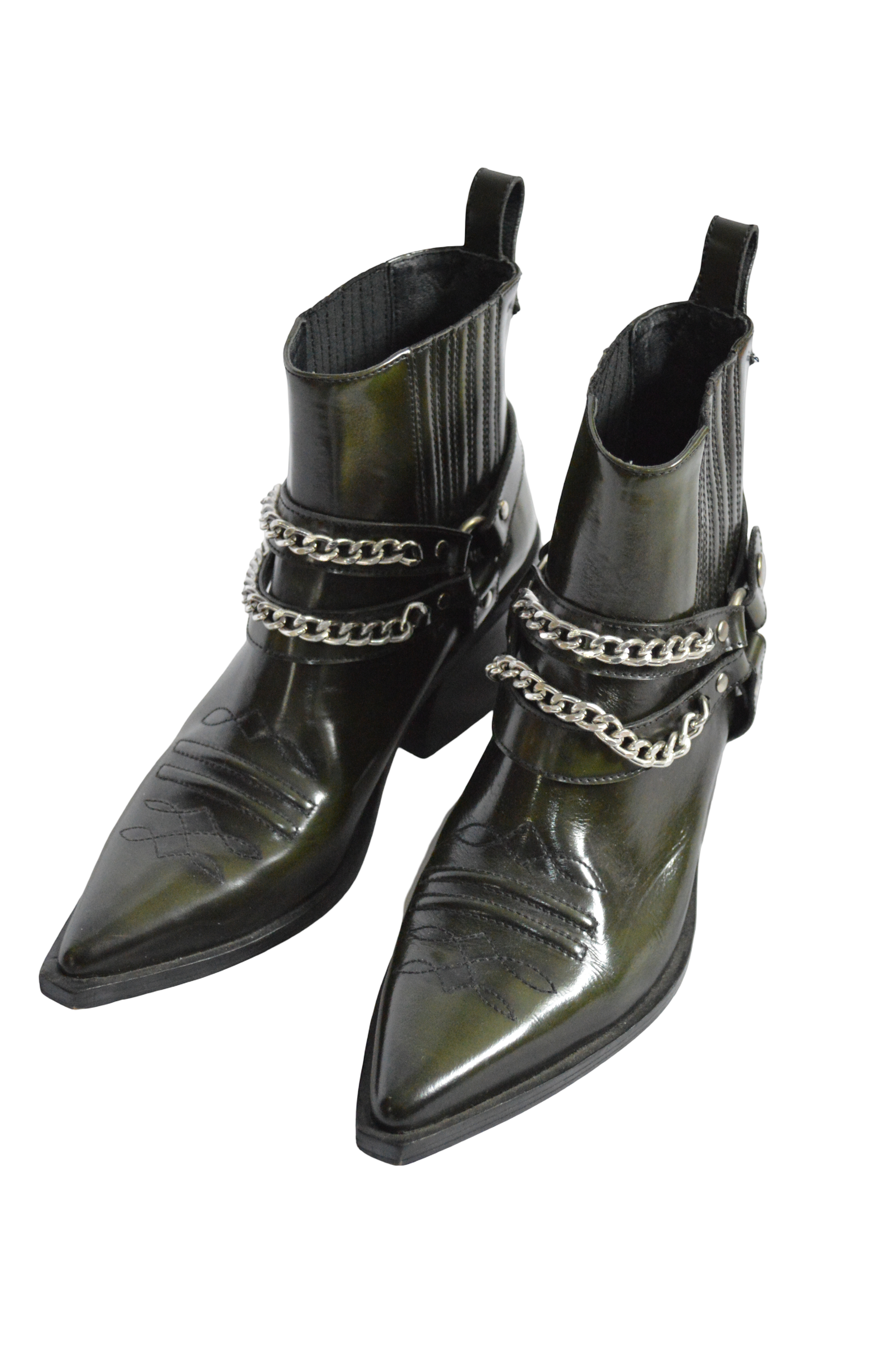 Botas Verde Oscuro Caña Corta Con Textura Y Cadenas Decorativas Talla 37