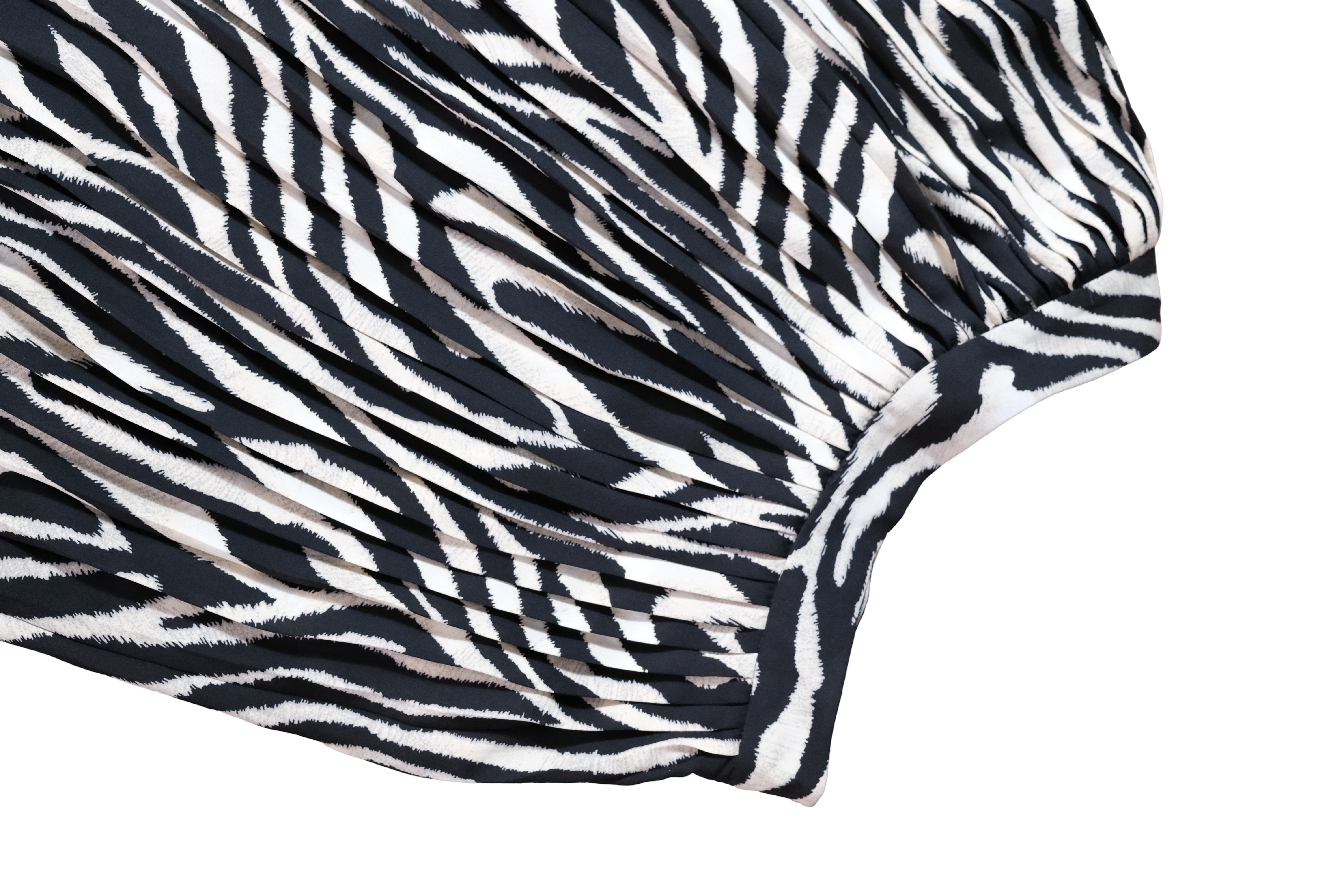 Falda Larga Plisada Blanco y Negro Estampada
