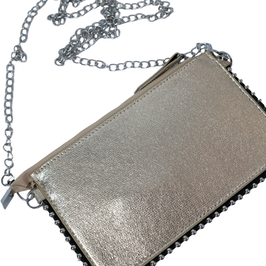 BOLSO TIPO SOBRE DORADO CADENA