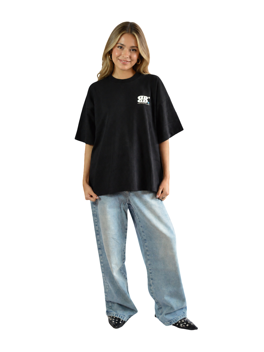 Camiseta Negra Sobrepuesto Azúl Oscuro En Espalda