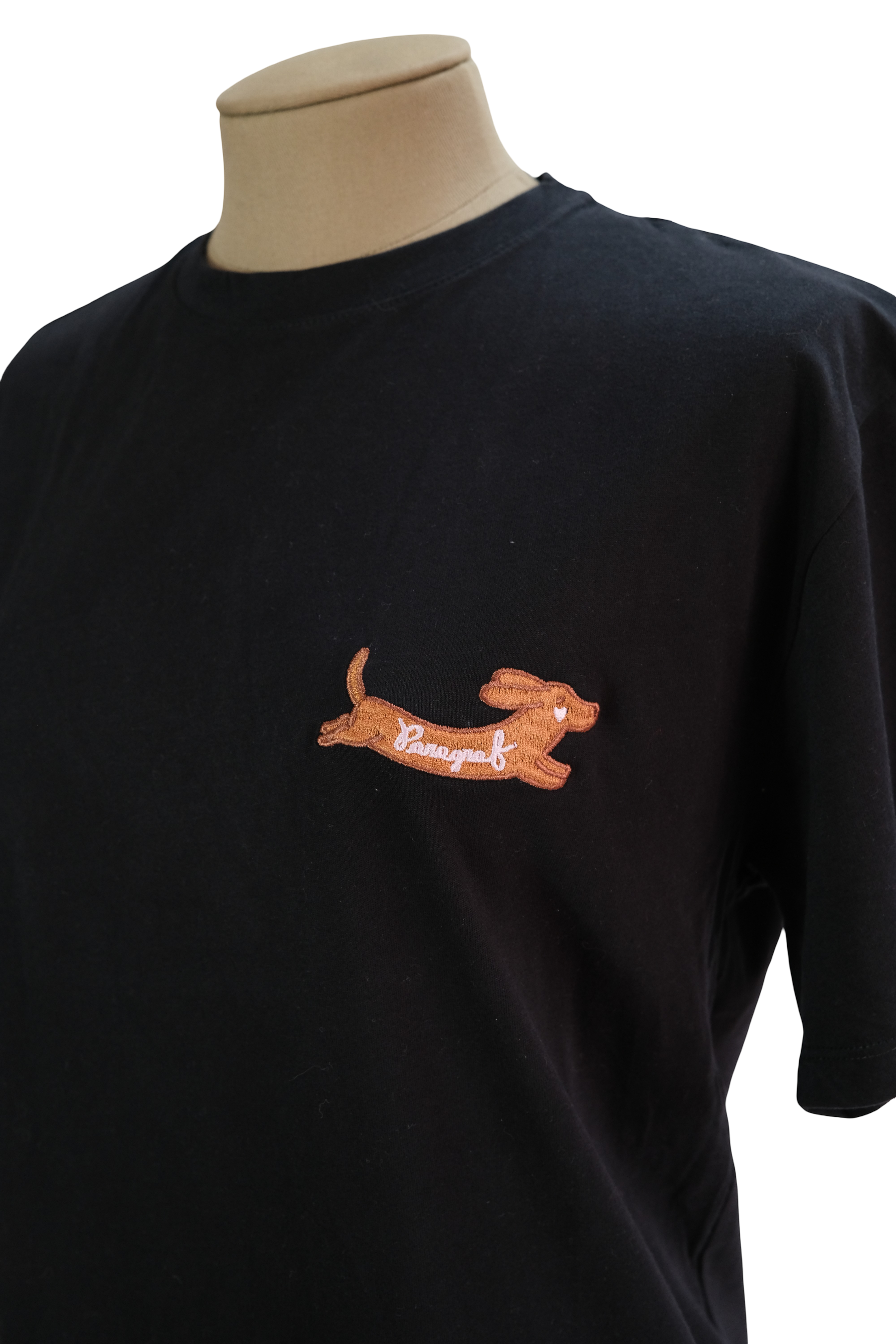 Camiseta Negra Perro Salchicha